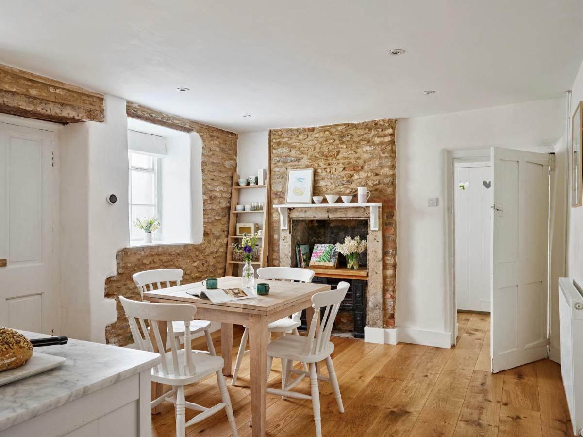Artisan Cottage Chippenham  Exterior photo